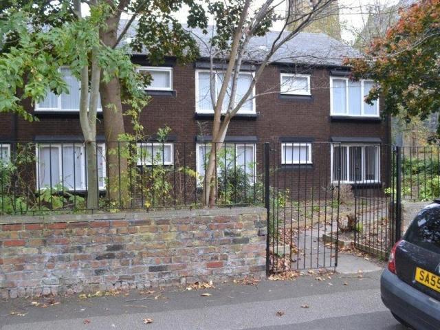 Christ Church, Linnet Lane, Liverpool, L17 3BE, United Kingdom | 5 bed apartment for rent #133648977 | Rentberry