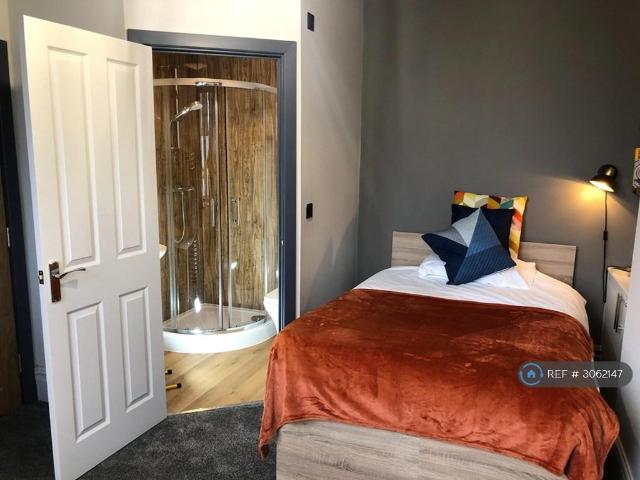 Christ Church Road, Doncaster, DN1 1 bed in a house share to rent £550 pcm £127 pw