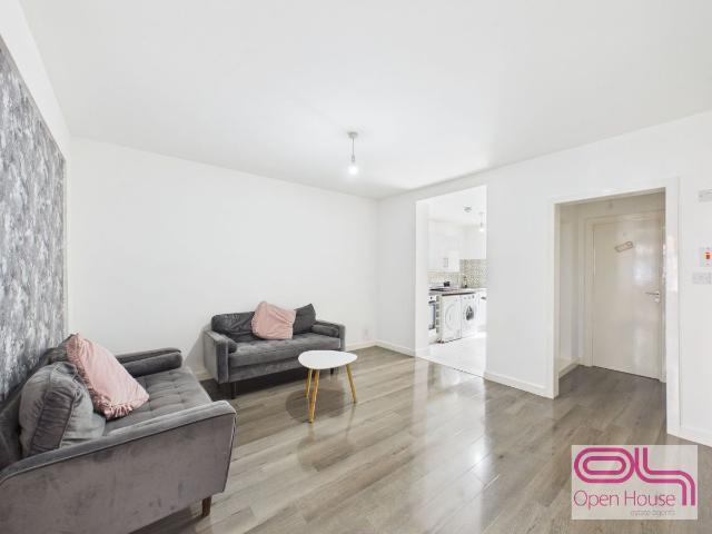 Christ Church Street, Preston PR1, 2 bed flat to rent, £960 pcm | PrimeLocation