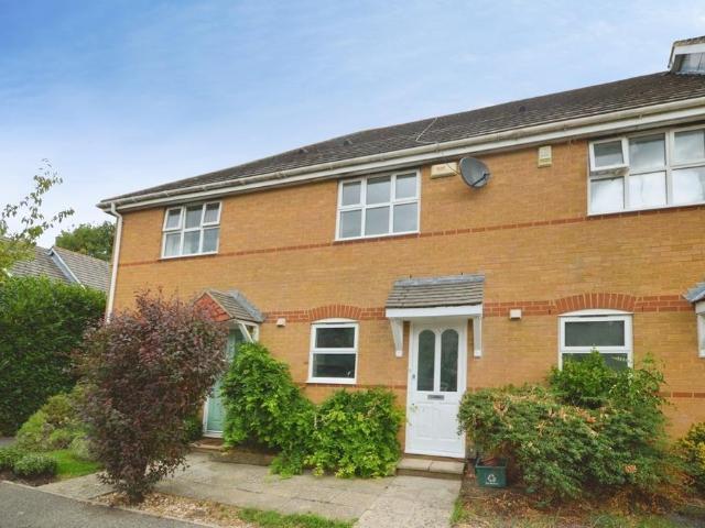 Christabel Close, Isleworth TW7 2 bed terraced house to rent £2,000 pcm £462 pw