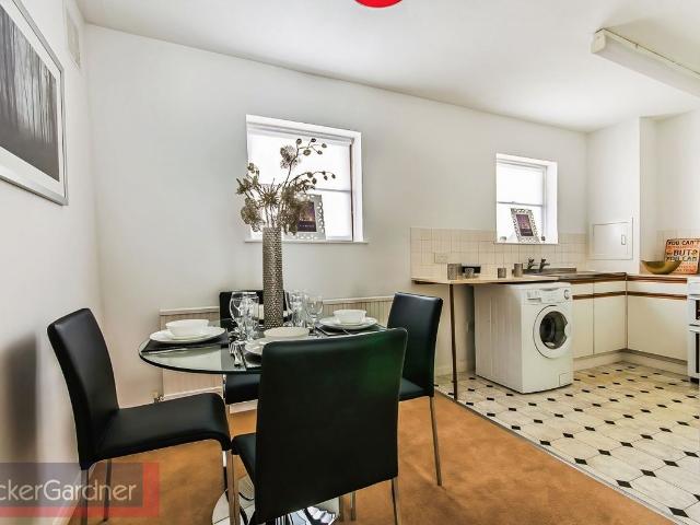 Christchurch Street, Cambridge CB1, 1 bed flat to rent, £1,460 pcm | PrimeLocation