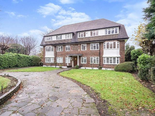 Christchurch Park, Sutton SM2, 2 bed flat to rent, £1,800 pcm | PrimeLocation
