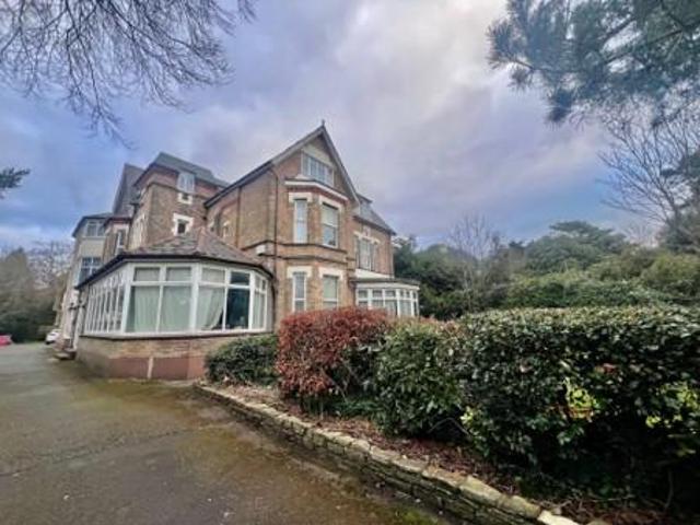 Christchurch Road, Bournemouth, BH1 2 bed flat to rent £1,100 pcm £254 pw
