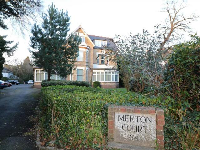 Christchurch Road, Bournemouth BH1 Studio to rent £795 pcm £183 pw