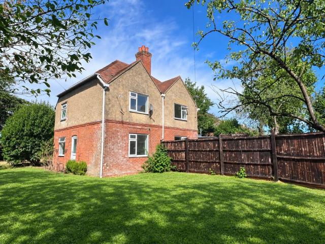 Christchurch Road, Downton, Lymington SO41, 2 bed semi detached house to rent, £1,395 pcm | PrimeLocation