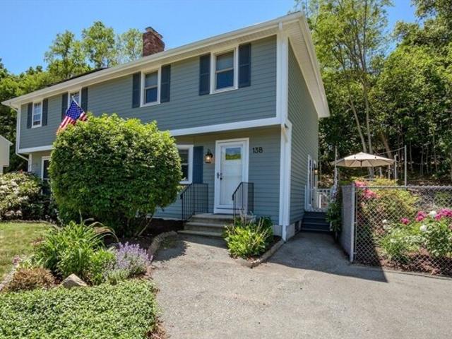 Christie Dr Unit B, Newburyport, Condo For Sale