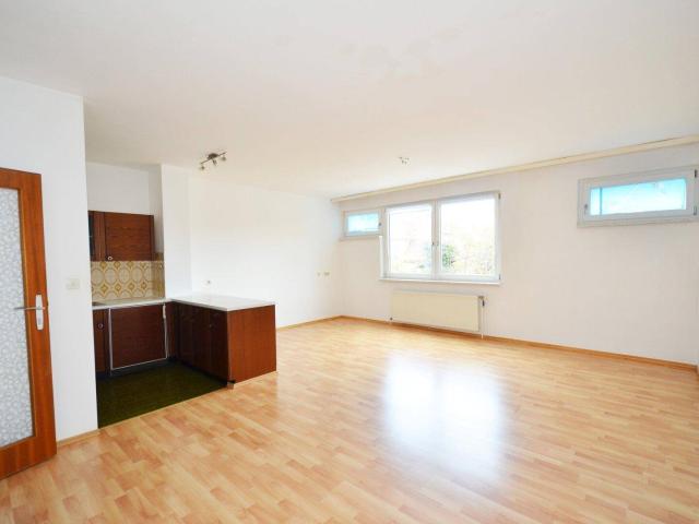 CHRISTOPH CHROMECEK IMMOBILIEN MÖDLING Großzügige Einraumwohnung in Zentrumsnähe!