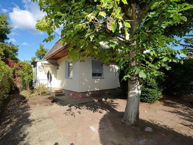 CHRISTOPH CHROMECEK IMMOBILIEN MARIA ENZERSDORF Einfamilienhaus in erstklassiger Lage!