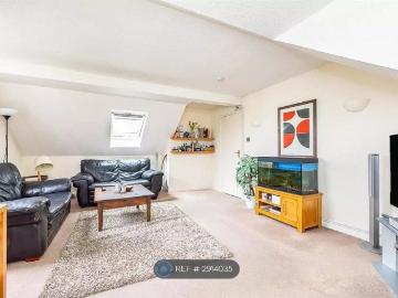 Christopher Court, Sutton SM1, 2 bed flat to rent, £1,850 pcm | PrimeLocation