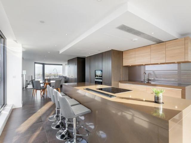 Chronicle Tower, 261B City Road, London, EC1V 2PU, United Kingdom | 3 bed apartment for rent #129309274 | Rentberry