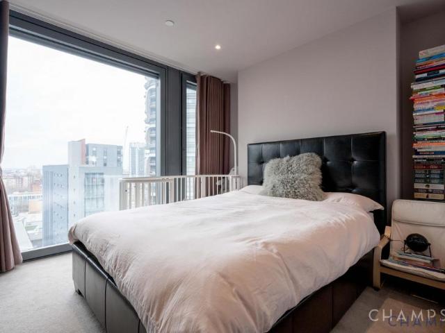 Chronicle Tower, City Road, EC1V 2 bed flat to rent £4,333 pcm £1,000 pw