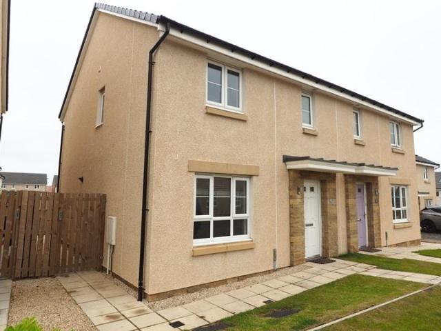 Chute Crescent, Wallyford, East. 3 bed semi detached house to rent £1,550 pcm £358 pw