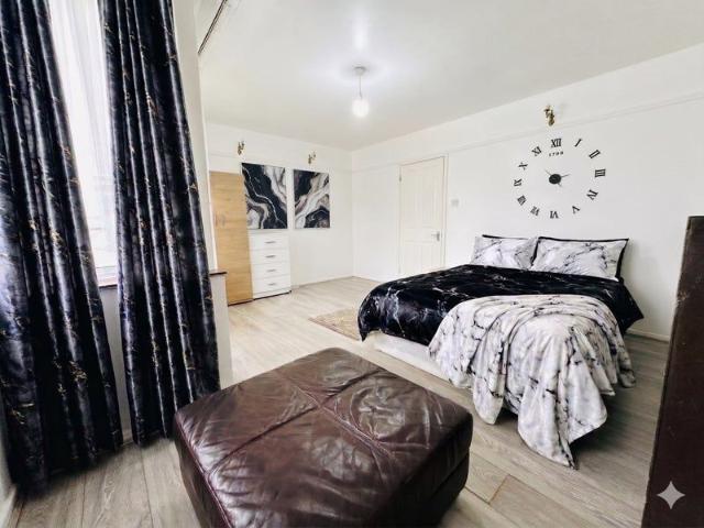 Chudleigh Street, London E1, 3 bed shared accommodation to rent, £719 pcm | PrimeLocation