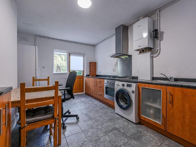 Chudleigh Road, Ladywell, London, SE4 1 bed flat to rent £1,950 pcm £450 pw