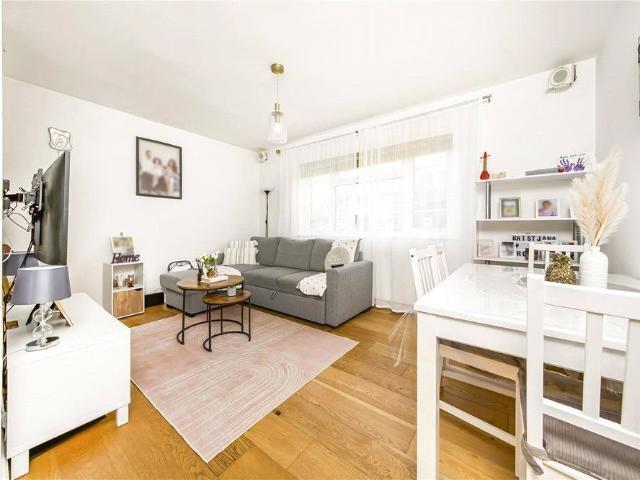 Churchview Court, Churchview Road, Twickenham, TW2