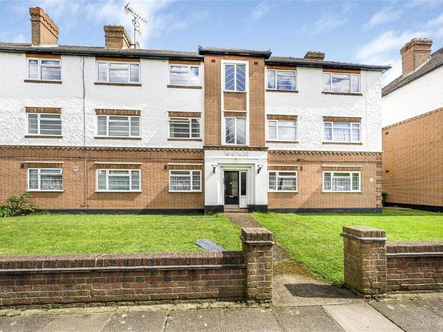 Churchview Court, Twickenham 2 bed apartment to rent £1,995 pcm £460 pw