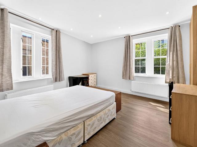 Churchway, London NW1, 3 bed flat to rent, £3,300 pcm | PrimeLocation