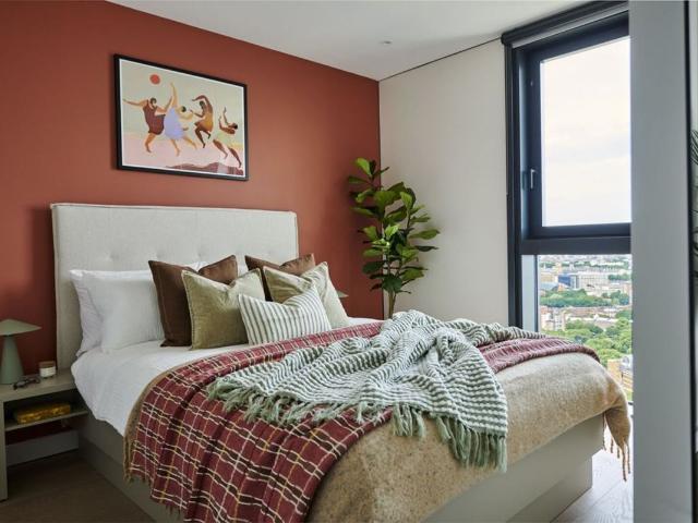 Churchyard Row, Elephant And Castle, London SE11, 1 bed flat to rent, £3,150 pcm | PrimeLocation