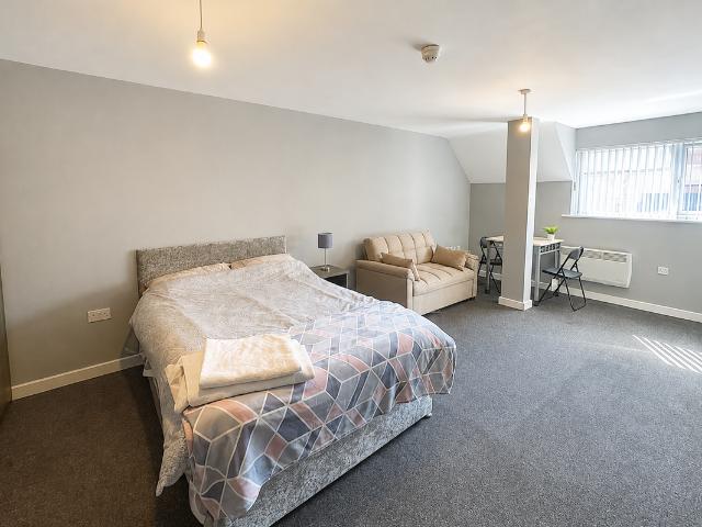 Church Gate, Leicester LE1, Studio to rent, £850 pcm | PrimeLocation