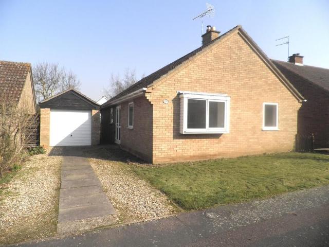 Church Gardens, Barningham, Bury St. Edmunds IP31, 3 bed bungalow to rent, £1,200 pcm | PrimeLocation