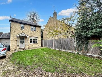 Church Hill, Castor, PE5 3 bed detached house to rent £1,295 pcm £299 pw
