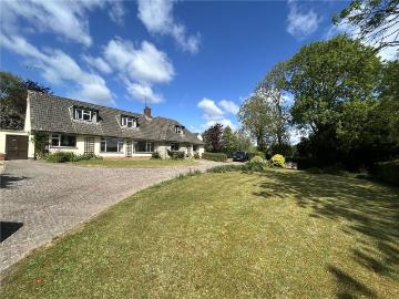 Church Hill, Nether Wallop. 4 bed detached house to rent £3,450 pcm £796 pw