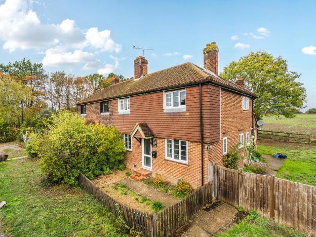 Church Hill, Pyrford, Woking, GU22 3 bed semi detached house to rent £2,150 pcm £496 pw