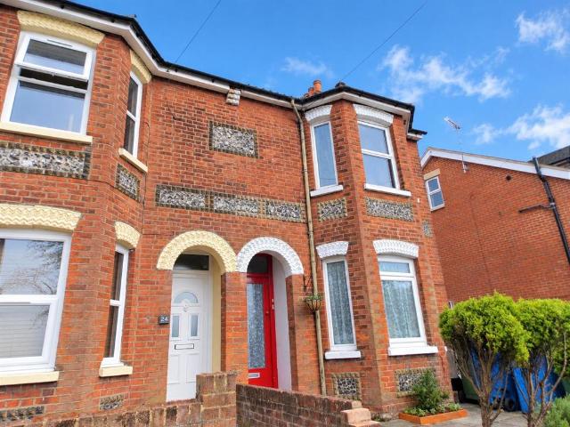 Church Lane East, Aldershot GU11 1 bed maisonette to rent £950 pcm £219 pw