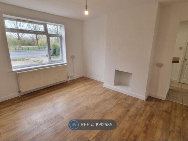 Church Lane, Manchester M9, 2 bed flat to rent, £1,000 pcm | PrimeLocation