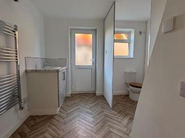 House for rent in Burhill - Concierge