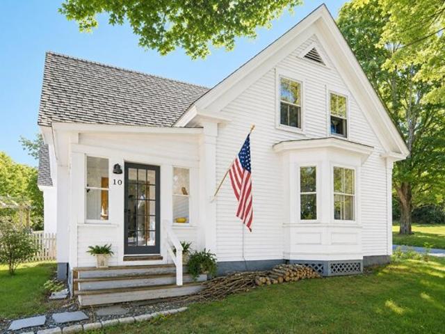 Church St, Deer Isle, Home For Sale