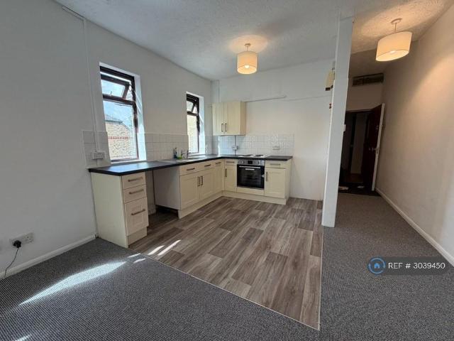 Church St, March, PE15 1 bed flat to rent £675 pcm £156 pw