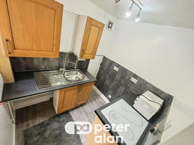 Church Street, Mountain Ash CF45, 3 bed property to rent, £800 pcm | PrimeLocation