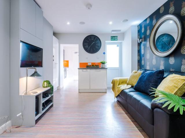 Church Street, Newcastle Under Lyme ST5, 5 bed shared accommodation to rent, £325 pppm | PrimeLocation