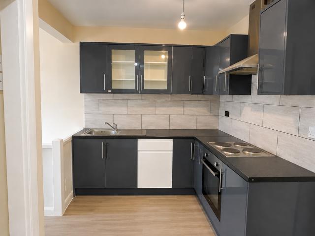 Church Street, Croydon CR0, 2 bed flat to rent, £1,800 pcm | PrimeLocation