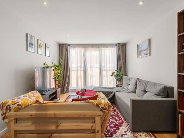 Church Street East, Woking GU21, 1 bed flat to rent, £1,250 pcm | PrimeLocation