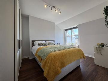 Church Street, Enfield EN2, 1 bed flat to rent, £1,449 pcm | PrimeLocation