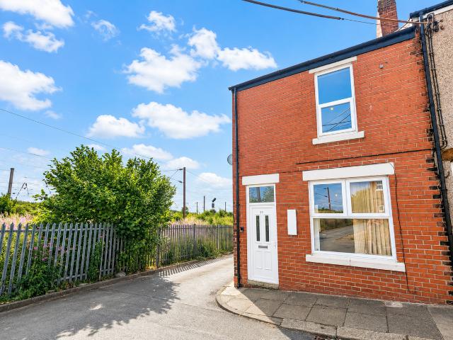 Church Street, Ferryhill DL17, 2 bed terraced house to rent, £475 pcm | PrimeLocation