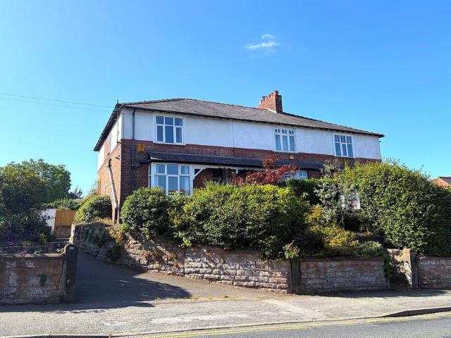 Church Street, Frodsham 3 bed semi detached house to rent £1,500 pcm £346 pw