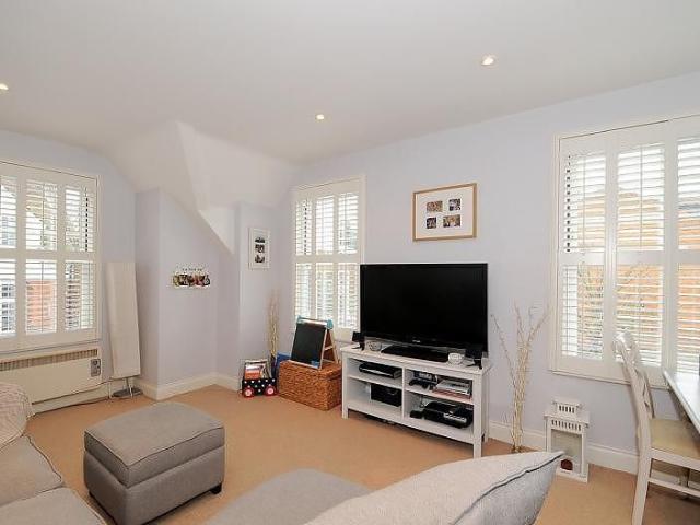Church Street, Weybridge KT13, 2 bed flat to rent, £1,600 pcm | PrimeLocation