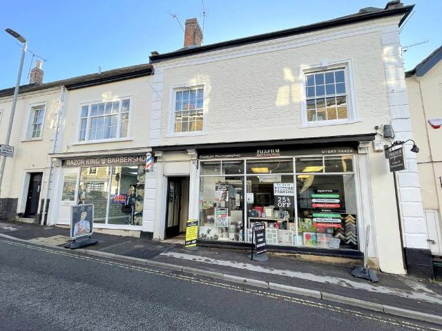 Church Street, Wincanton BA9 3 bed maisonette to rent £900 pcm £208 pw