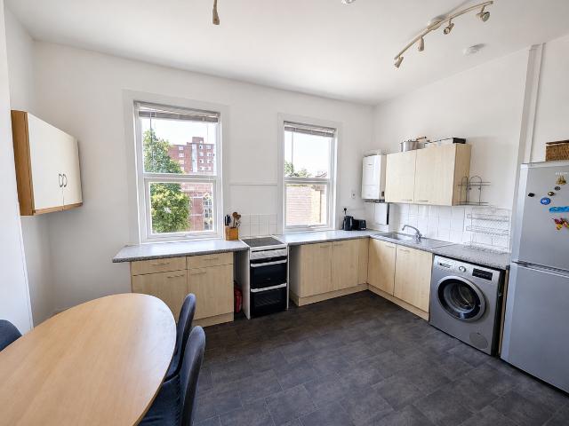 Church Road, Acton W3, 2 bed shared accommodation to rent, £1,950 pcm | PrimeLocation
