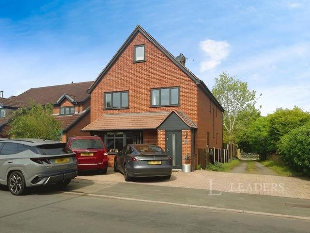 Church Road, Astwood Bank, B96 5 bed house to rent £2,450 pcm £565 pw