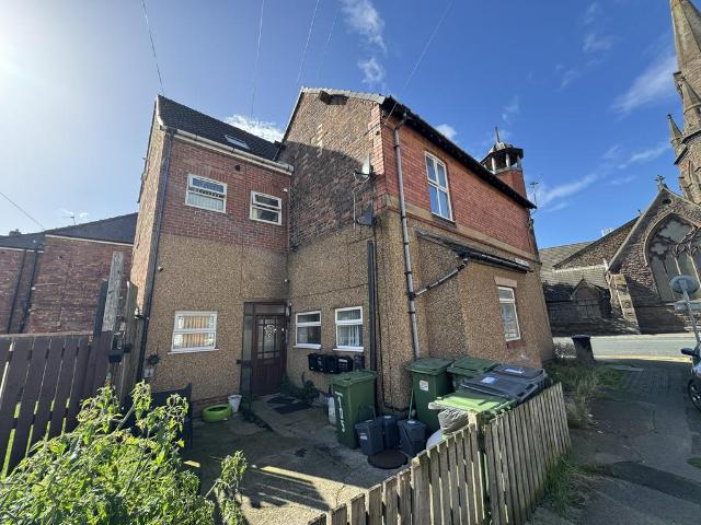 Church Road, Birkenhead CH42 2 bed flat to rent £625 pcm £144 pw