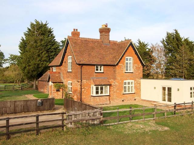 Church Road, Carlton, Newmarket CB8, 5 bed detached house to rent, £3,000 pcm | PrimeLocation