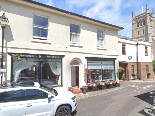 Church Road, Gosport PO12 2 bed flat to rent £875 pcm £202 pw