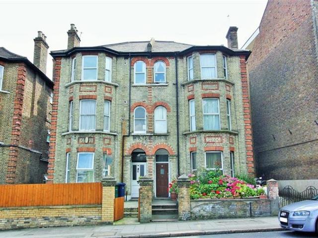 Church Road, Hendon, NW4 3 bed apartment to rent £1,850 pcm £427 pw