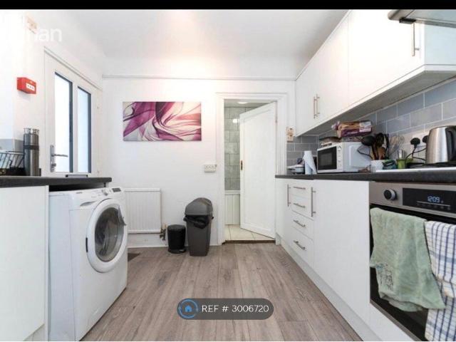 Church Road, Hove BN3, 1 bed flat to rent, £800 pcm | PrimeLocation
