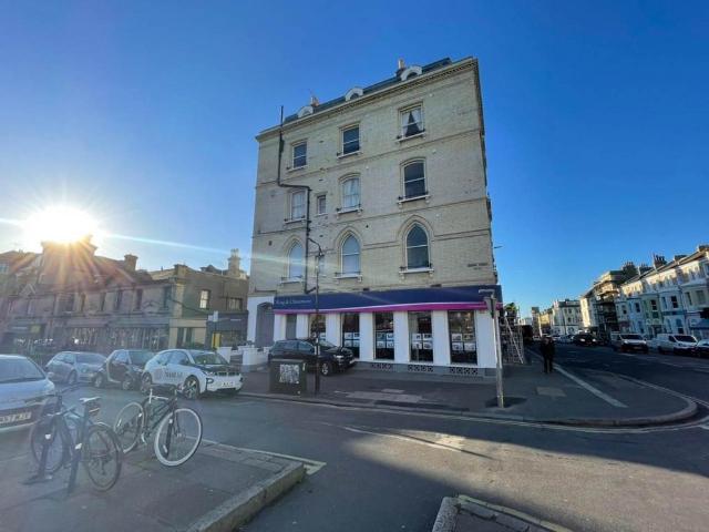 Church Road, Hove, East Sussex 1 bed flat to rent £1,100 pcm £254 pw