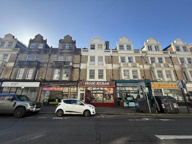 Church Road, Hove, East Sussex 2 bed flat to rent £1,450 pcm £335 pw